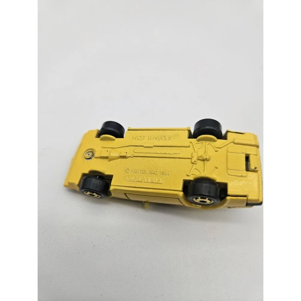 Hot Wheels Vintage 1984 Nissan 300ZX 1/64 Scale Diecast Excellent Cond